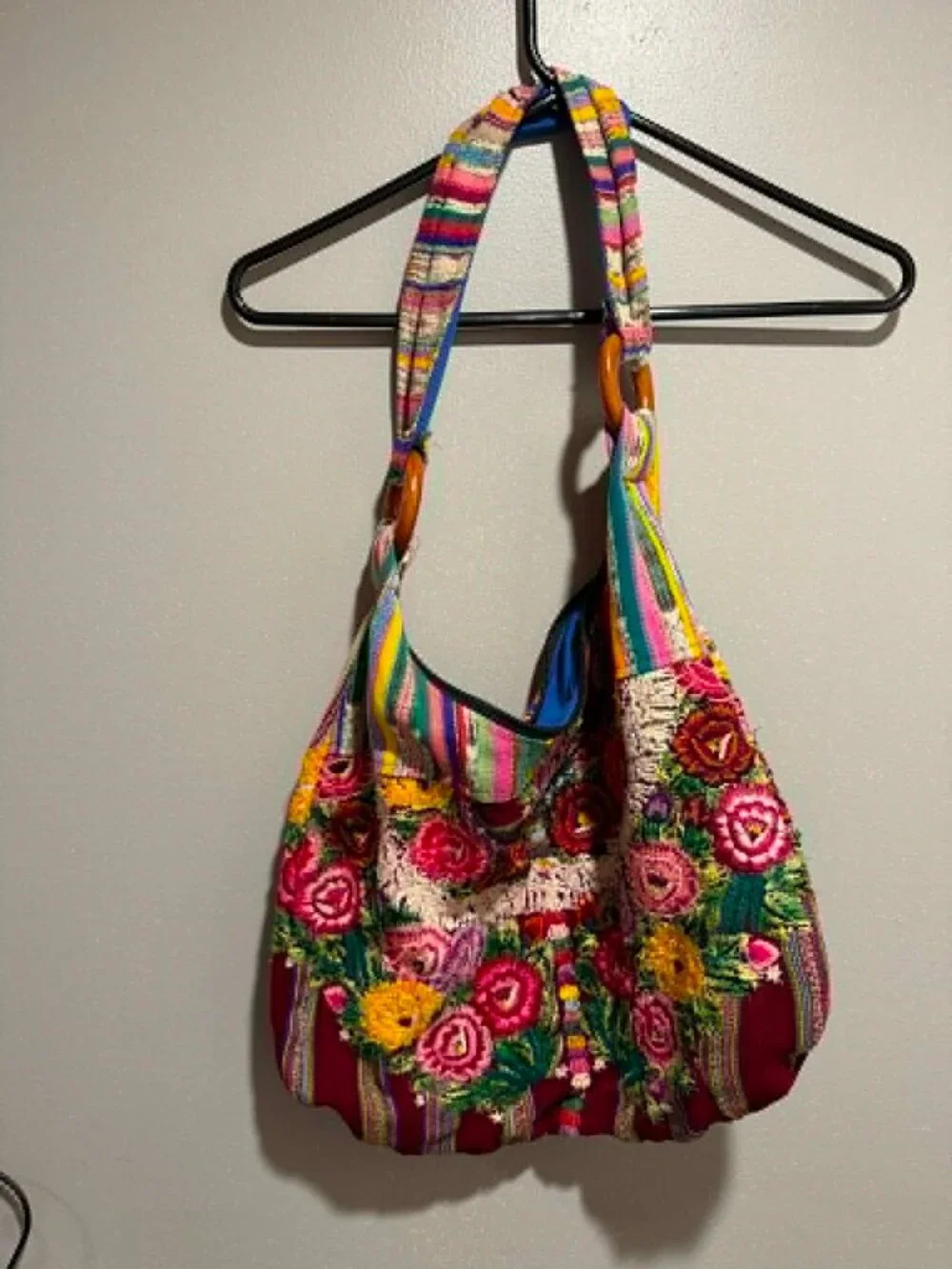Floral Embroidered Shoulder Bag